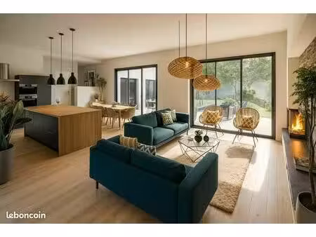 maison 6 pièces 130 m²