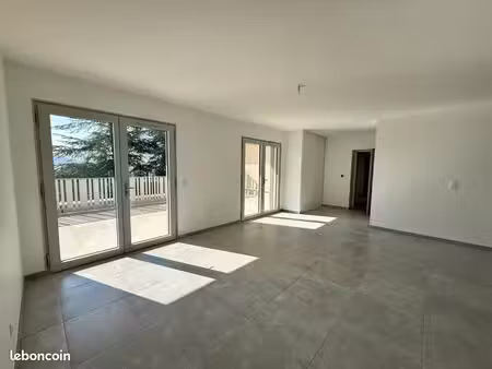 appartement 4 pièces 107 m²