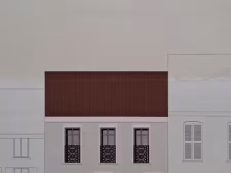 immeuble à fort potentiel – centre de vizille 320 000
