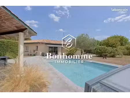 maison 7 pièces 155 m²