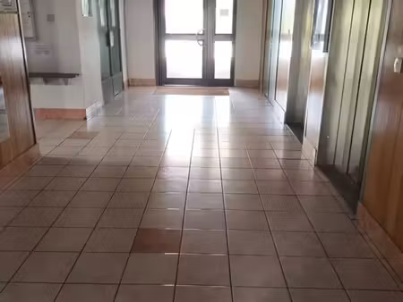 appartement t1bis de 34 m² – résidence de standing le vendôme – vue panoramique – saint-ét