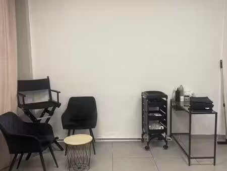 location local commercial