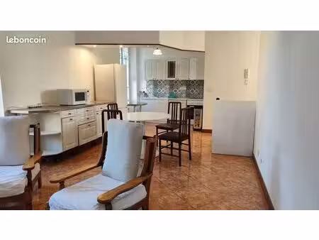 2 pièces - 54m² - 1er étage