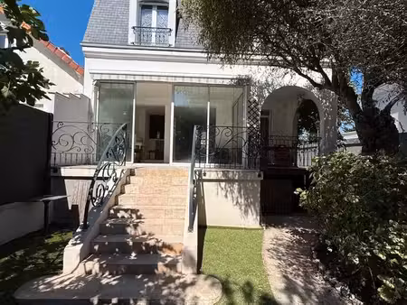 coquette maison indépendante meublée proche du petit lac d’enghien