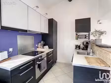 location t4/5 126 m2 la tour d’aygues 84240
