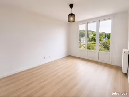 t3 rénové deux balcons solaure