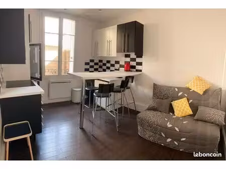 2 pièces rer-b laplace 31m²