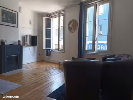 3 pièces 2 chambres 100 m2 centre ville bolbec