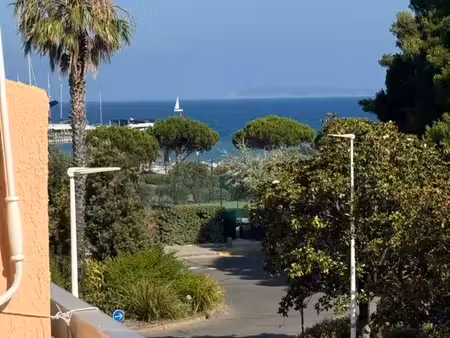 location faviere