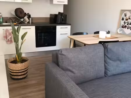 joli t2 quartier st patern 38m2