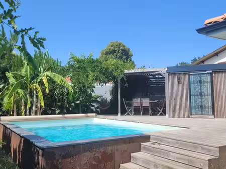 maison 143m2 avec 4 chambres et piscine