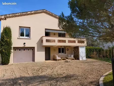 maison 125m² renovée montrond les bains