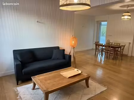 appartement 4 pièces 90m2 centre sainte pazanne
