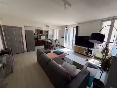 location appartement 2 pièces 56.2 m² à chatellerault (86100)  485 €