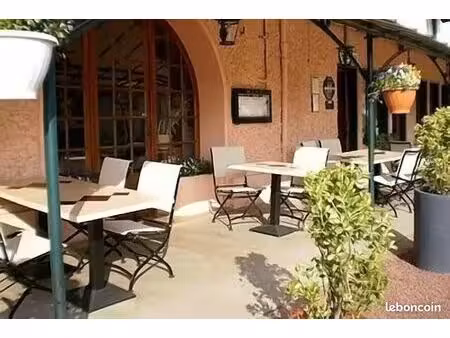 hotel restaurant pouvant etre transforme
