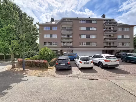 appartement te koop in meise met 1 slaapkamer