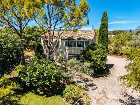 maison à rénover avec vue sur le luberon - gordes - potentiel exceptionnel