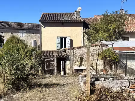 maison de village 75m2 - jardin et dépendances