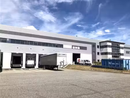 location entrepôt / local d'activités villeneuve les bouloc 7 473 m²