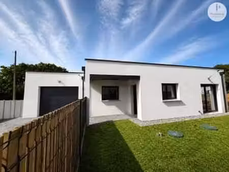 vente maison à bains-sur-oust (35600) : à vendre / 104m² bains-sur-oust
