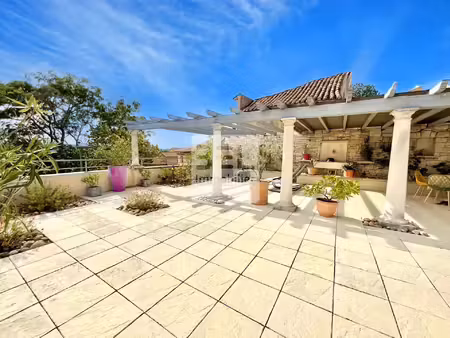loft avec belle terrasse
