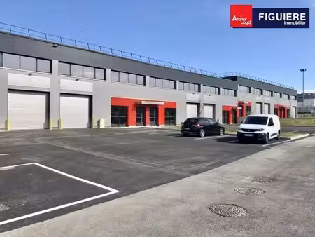 location local d’activités gignac-la-nerthe 13180 606m²