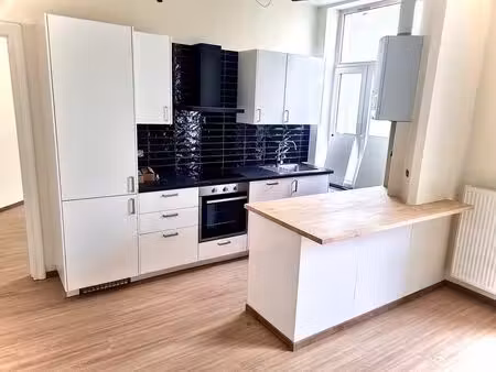 appartement à louer à rue andr? hennebicq 4 saint-gilles (vbe54183)