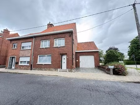 huis te koop in sint-eloois-winkel met 3 slaapkamers