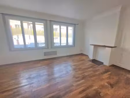 à louer appartement 54 49 m² – 565 € |calais