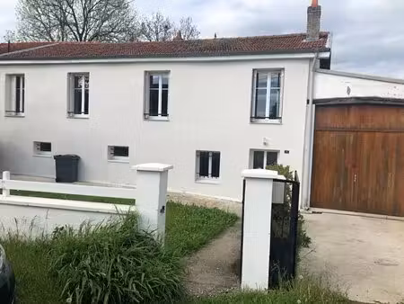 à louer maison 142 2 m² – 790 € |marainviller