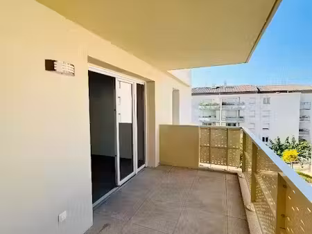 vente appartement 2 pièces 36.25 m² à toulon (83000)  153 500 €