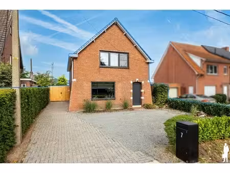 huis te koop in weelde met 3 slaapkamers