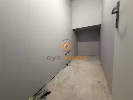 location locaux professionnels 1 pièce 4 m² à beziers (34500)  60 €