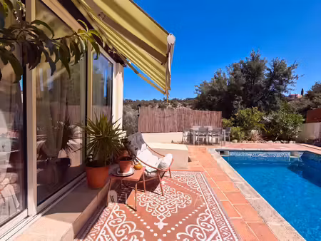 saint-raphaël – maison 123 m² avec piscine  studio indépendant et vue dégagée –...