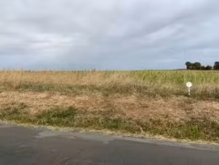 vente terrain à villiers-en-plaine (79160) : à vendre / villiers-en-plaine