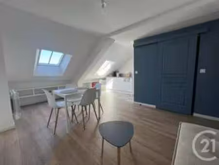 location appartement 2 pièces meublé à fougères (35300) : à louer 2 pièces meublé / 28m² f