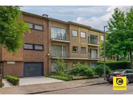 appartement te koop in berchem met 2 slaapkamers