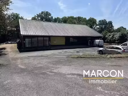 vente locaux professionnels 4 pièces 530 m² à villard (23800)  216 240 €