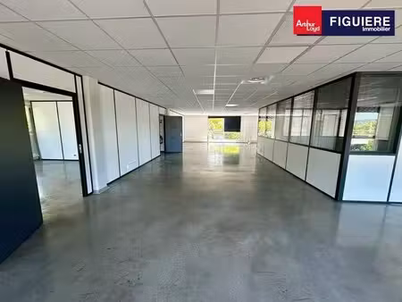 location bureaux 140 m² à 520 m²