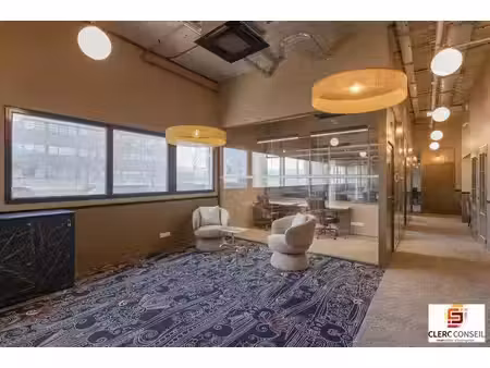 location bureaux 124 m²