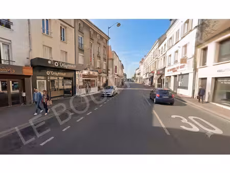 vente locaux professionnels 293 m² à melun (77000)  630 000 €