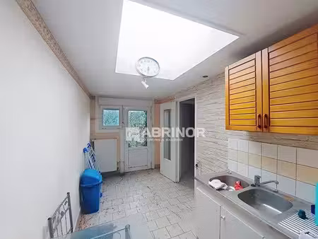 vente maison 4 pièces 85.3 m² à tourcoing (59200)  97 000 €