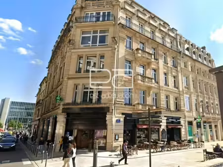 location bureaux 88 m² à 273 m²