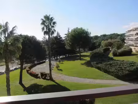 location appartement 3 pièces 70 m² à villeneuve-loubet (06270)