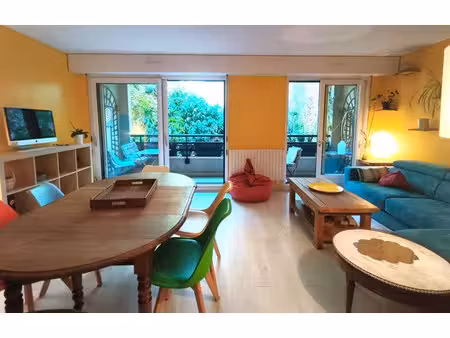 appartement de luxe à louer dans le quartier clichy-trinité