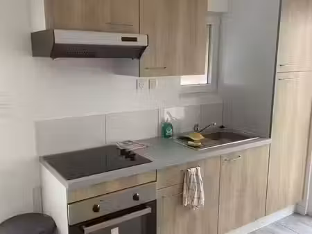 location appartement 1 pièce 24 m² à clermont-ferrand (63000)