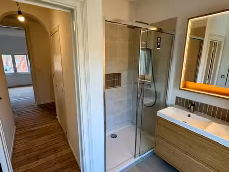 appartement 3 chambres entièrement rénové (maison 1930)