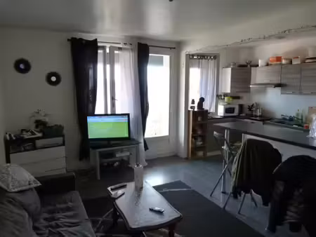 location appartement 3 pièces 64 m² à vierzon (18100)