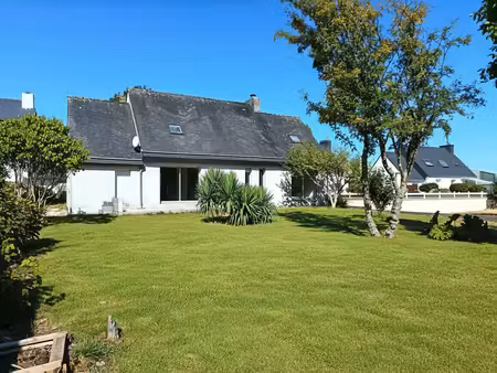 maison au bourg de mellac