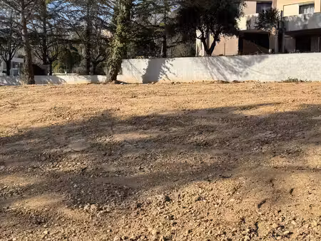 terrain constructible viabilisé à vendre